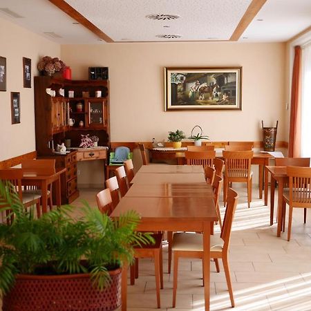 Auberge Aux Deux Sapins مونتريختر المظهر الخارجي الصورة