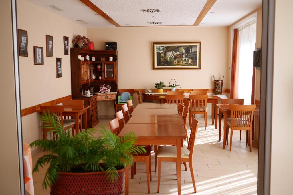 Auberge Aux Deux Sapins مونتريختر المظهر الخارجي الصورة