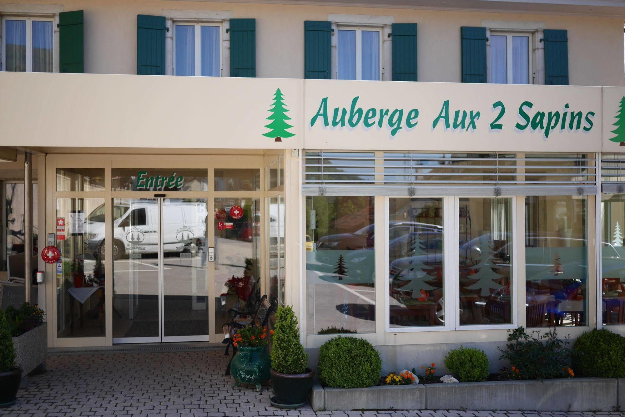 Auberge Aux Deux Sapins مونتريختر المظهر الخارجي الصورة